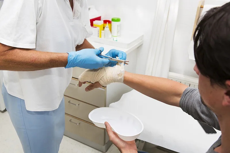 間充質(zhì)干細(xì)胞治療燒傷創(chuàng)面的臨床研究