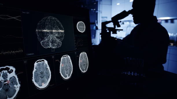 神經(jīng)系統(tǒng)疾病發(fā)病機(jī)制復(fù)雜，涉及基因突變、衰老過程等多種因素。