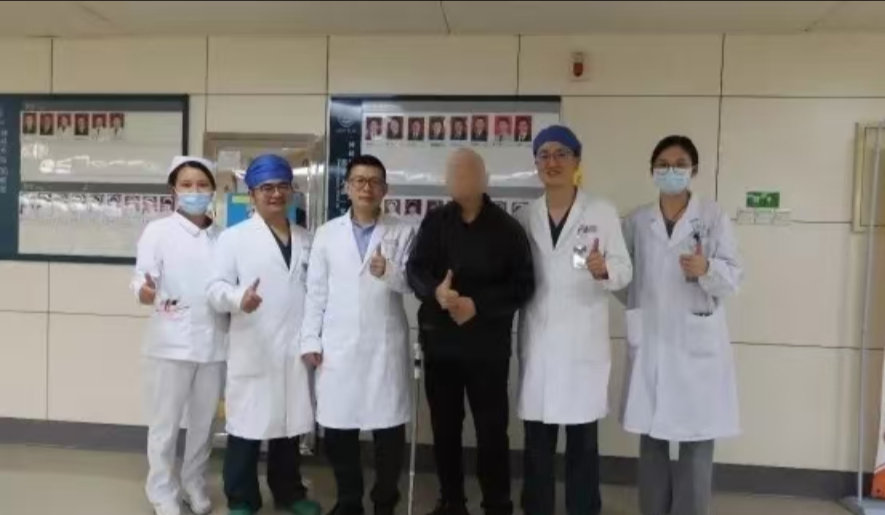 湘雅醫院功能神經外科主任楊治權教授團隊成功進行了全球首例干細胞治療腦梗塞臨床受試者給藥。