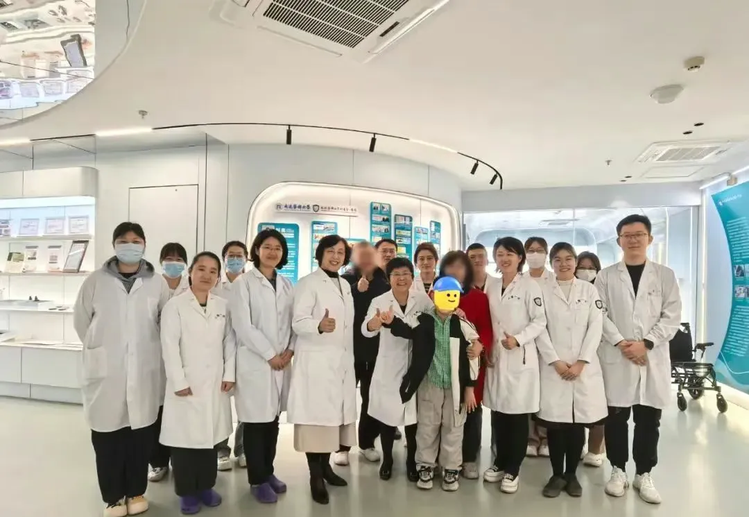 大連醫(yī)科大學附屬第一醫(yī)院干細胞臨床研究機構 大連醫(yī)科大學附屬第一醫(yī)院干細胞臨床研究機構